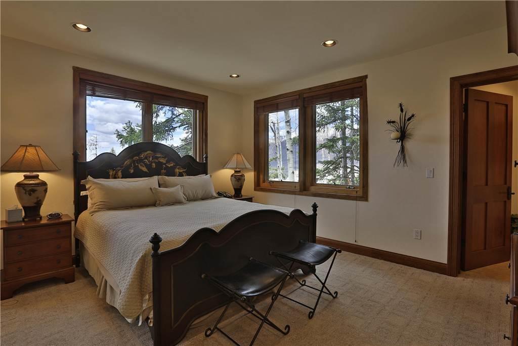 Sundance Grand Overlook Telluride Room photo